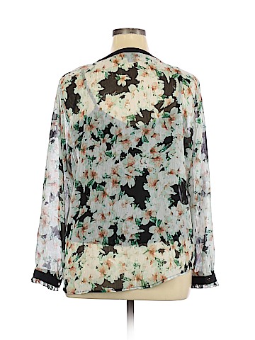 Liz Claiborne Career Long Sleeve Blouse (view 2)