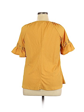 Naif Short Sleeve Top (view 2)