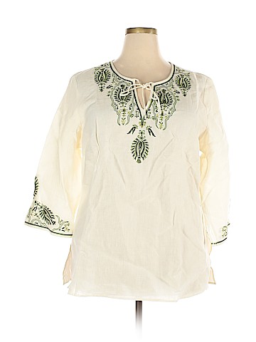 Assorted Brands 3/4 Sleeve Top (view 1)