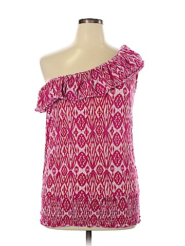 No Boundaries Sleeveless Top (view 1)