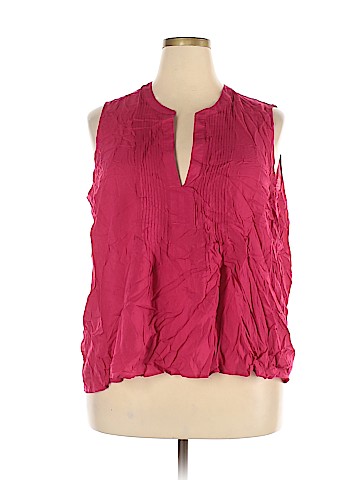 Old Navy Sleeveless Blouse (view 1)