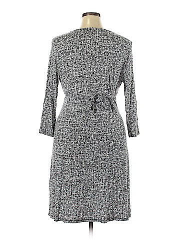 Liz Lange Maternity Casual Dress (view 2)