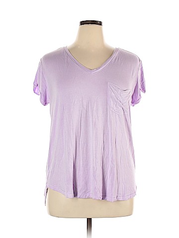 American Eagle Outfitters Short Sleeve T-Shirt (view 1)