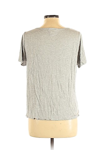 H&M Short Sleeve T-Shirt (view 2)