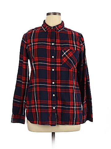 Old Navy Long Sleeve Button-Down Shirt (view 1)