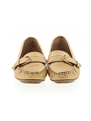 G.H. Bass & Co. Flats (view 2)