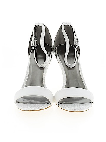 Unbranded Heels (view 2)