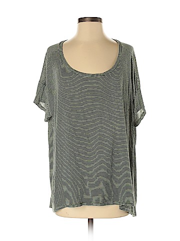 American Eagle Outfitters Short Sleeve Top (view 1)