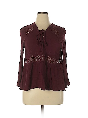 American Eagle Outfitters Long Sleeve Top (view 1)