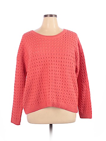 Old Navy Pullover Sweater (view 1)