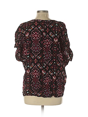 Eyeshadow Short Sleeve Blouse (view 2)