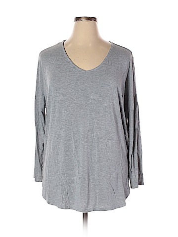 Old Navy 3/4 Sleeve T-Shirt (view 1)