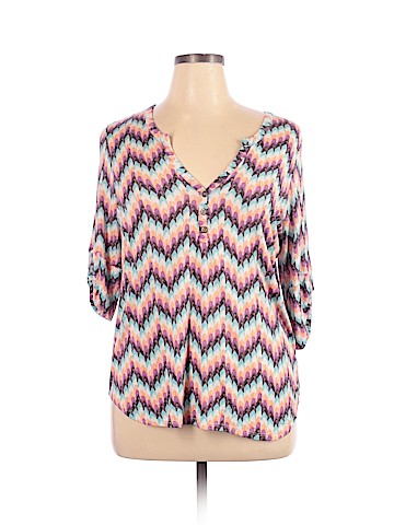 Pixley 3/4 Sleeve Top (view 1)