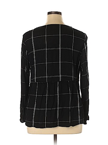 Old Navy Long Sleeve Blouse (view 2)