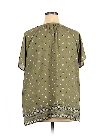 Old Navy Short Sleeve Blouse (view 2)