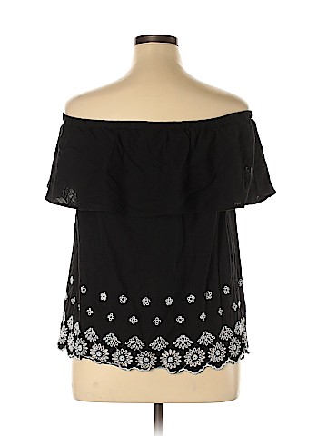 Old Navy Short Sleeve Blouse (view 2)