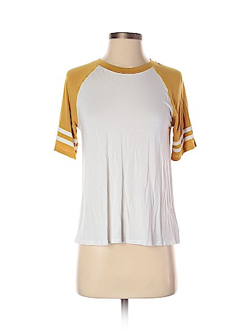 American Eagle Outfitters Short Sleeve T-Shirt (view 1)