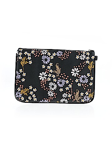Jewell by Thirty-One Clutch (view 2)
