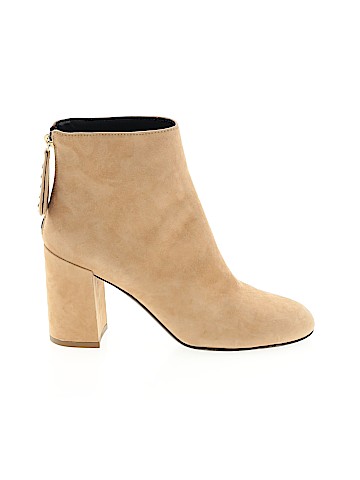 Attilio Giusti Leombruni Ankle Boots (view 1)