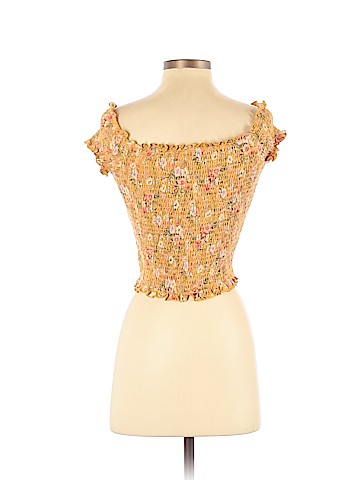 American Eagle Outfitters Short Sleeve Top (view 2)