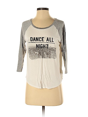 American Eagle Outfitters 3/4 Sleeve T-Shirt (view 1)