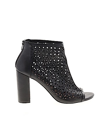 REPORT Ankle Boots (view 1)