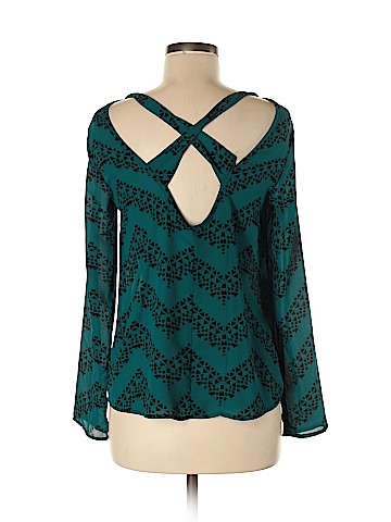 Charlotte Russe Sleeveless Blouse (view 2)