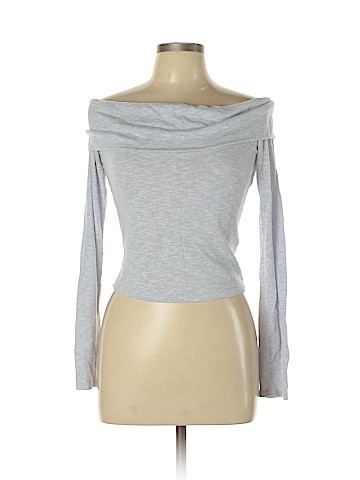 Forever 21 Pullover Sweater (view 1)