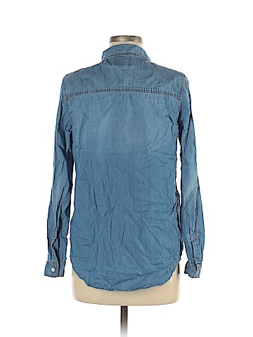 Forever 21 Long Sleeve Button-Down Shirt (view 2)