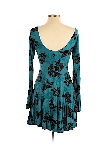 Billabong Casual Dress (view 2)