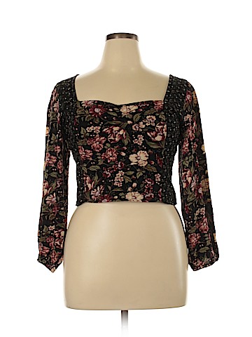 American Eagle Outfitters Long Sleeve Blouse (view 1)