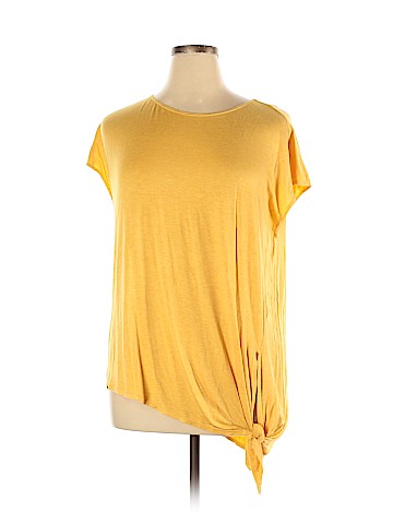 Max Studio Short Sleeve Top (view 1)