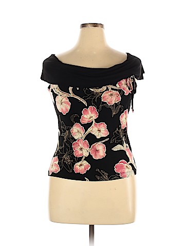 Suzie In The City Sleeveless Top (view 1)