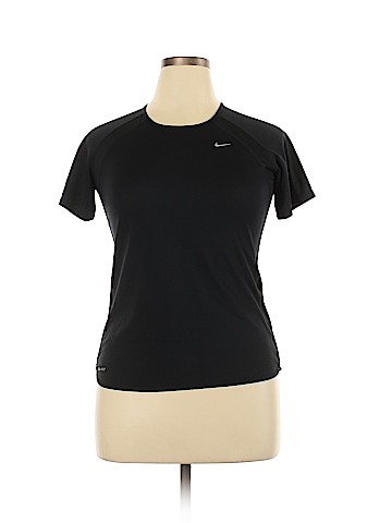 Nike Active T-Shirt (view 1)