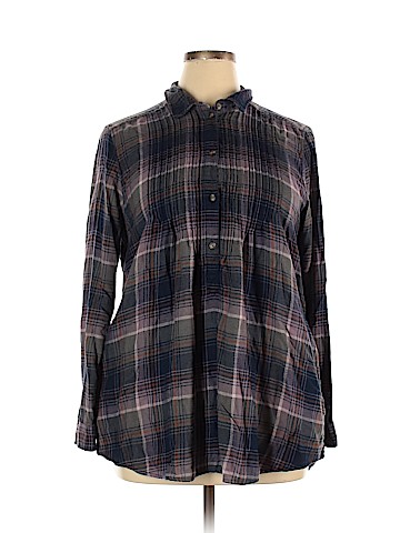 American Eagle Outfitters Long Sleeve Button-Down Shirt (view 1)