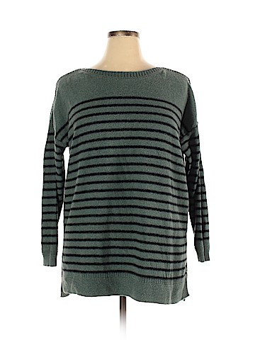 Old Navy Pullover Sweater (view 1)