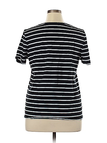 Old Navy Short Sleeve T-Shirt (view 2)