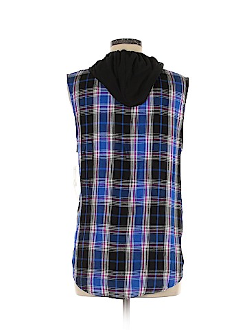 No Boundaries Sleeveless Button-Down Shirt (view 2)