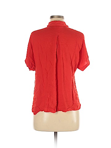 H&M Short Sleeve Button-Down Shirt (view 2)