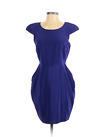 Single Dress Casual Dress (view 1)