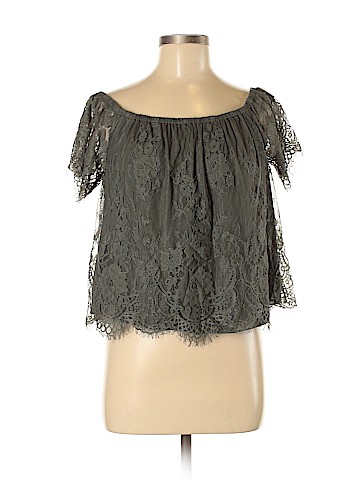 American Eagle Outfitters Short Sleeve Top (view 1)