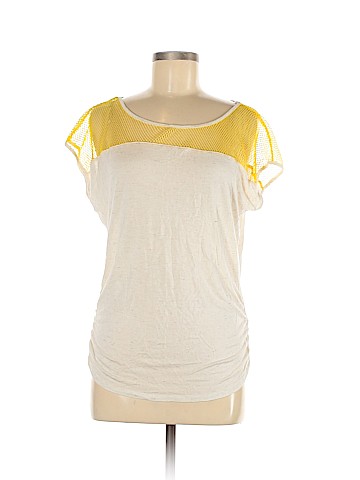One Clothing Short Sleeve Top (view 1)