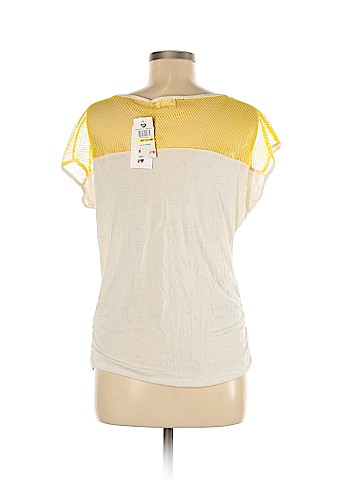 One Clothing Short Sleeve Top (view 2)