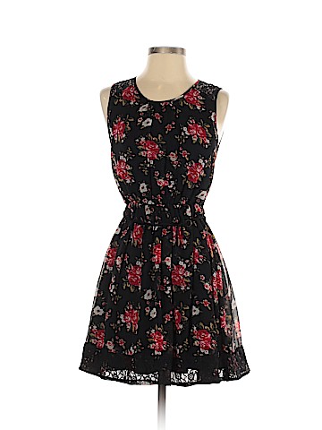 Forever 21 Casual Dress (view 1)
