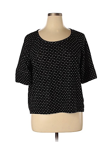 Jane and Delancey Short Sleeve Top (view 1)
