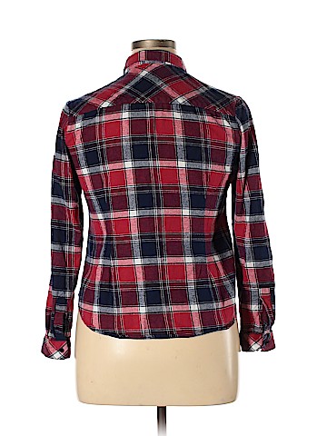 Charlotte Russe Long Sleeve Button-Down Shirt (view 2)