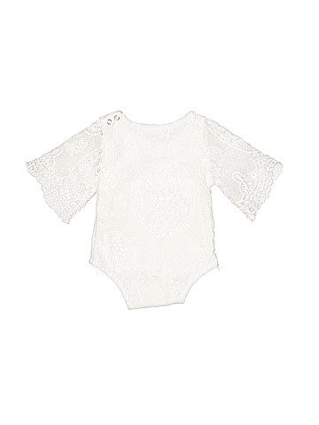 Unbranded Long Sleeve Onesie (view 2)