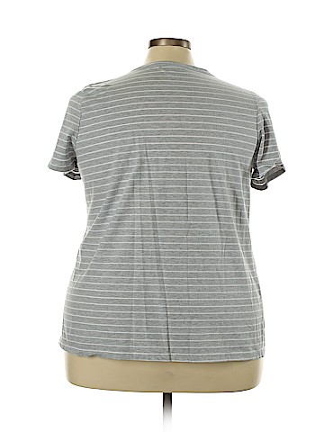 Lane Bryant Short Sleeve T-Shirt (view 2)