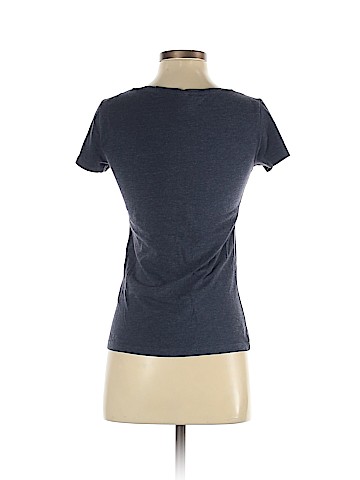 H&M Short Sleeve T-Shirt (view 2)