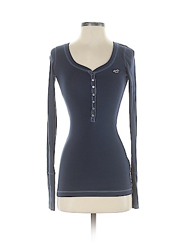 Hollister Long Sleeve T-Shirt (view 1)